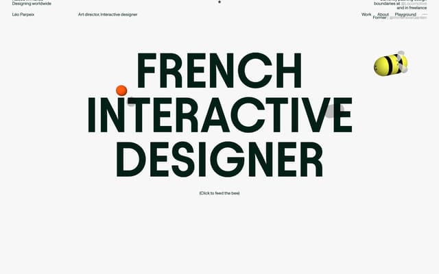 Split Typography with 3D Bee on leoparpeix.com