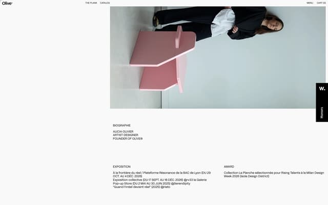 Narrow-Measure Biography Typography on olivedesign.fr